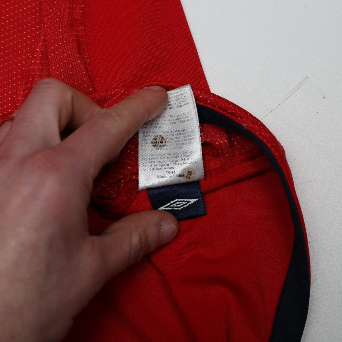 2004/06 Beckham #7 England Vintage Umbro Away Football Shirt (M) EURO 2004