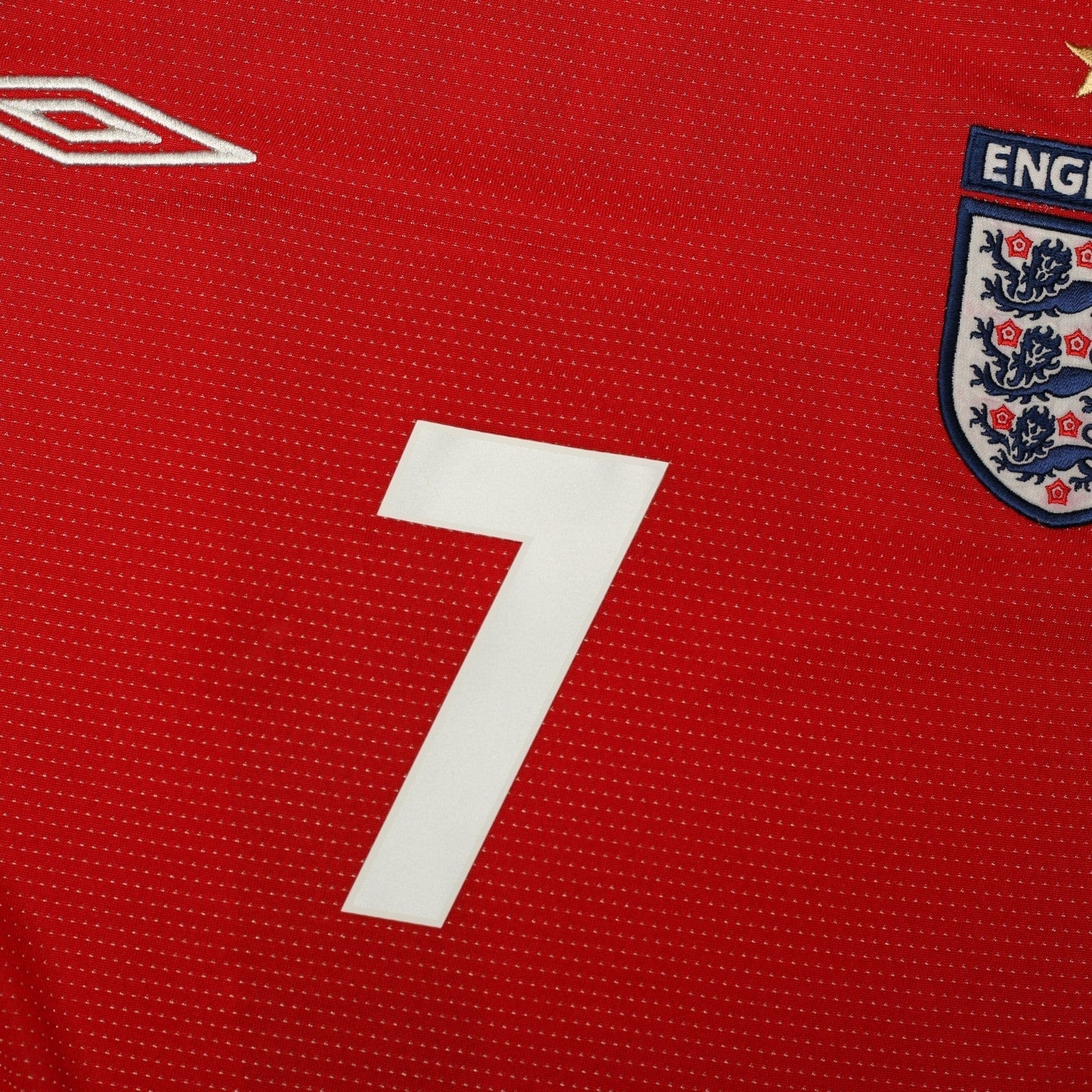 2004/06 Beckham #7 England Vintage Umbro LS Away Football Shirt (S) EURO 2004