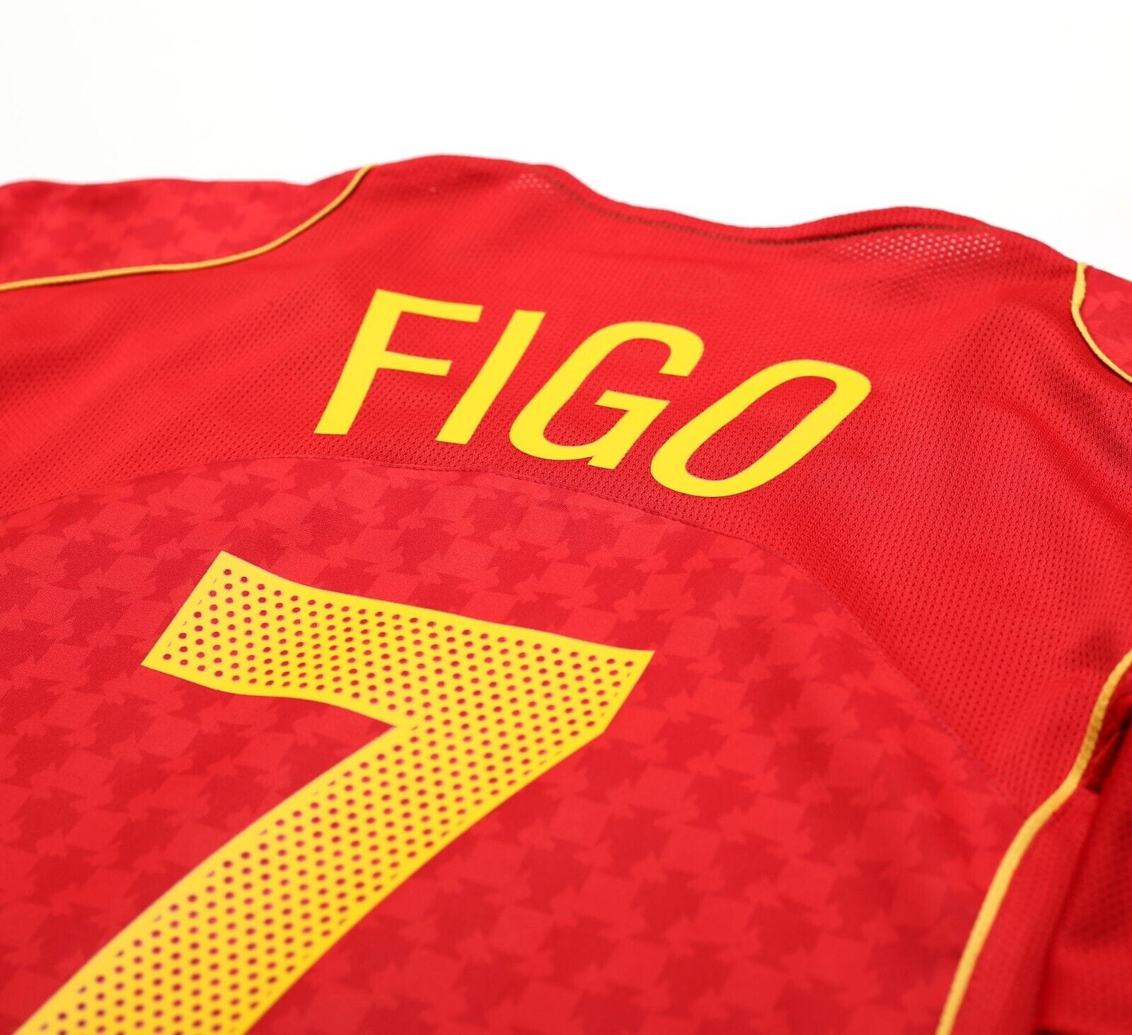 2004/06 FIGO #7 Portugal Vintage Nike Home Football Shirt (M) Euro 2004