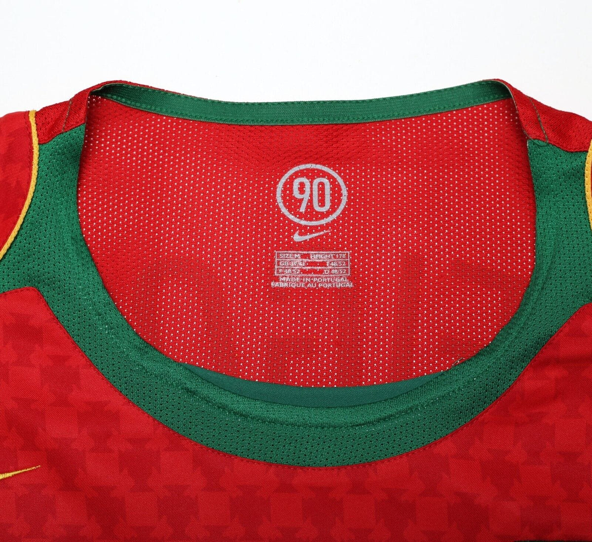 2004/06 FIGO #7 Portugal Vintage Nike Home Football Shirt (M) Euro 2004