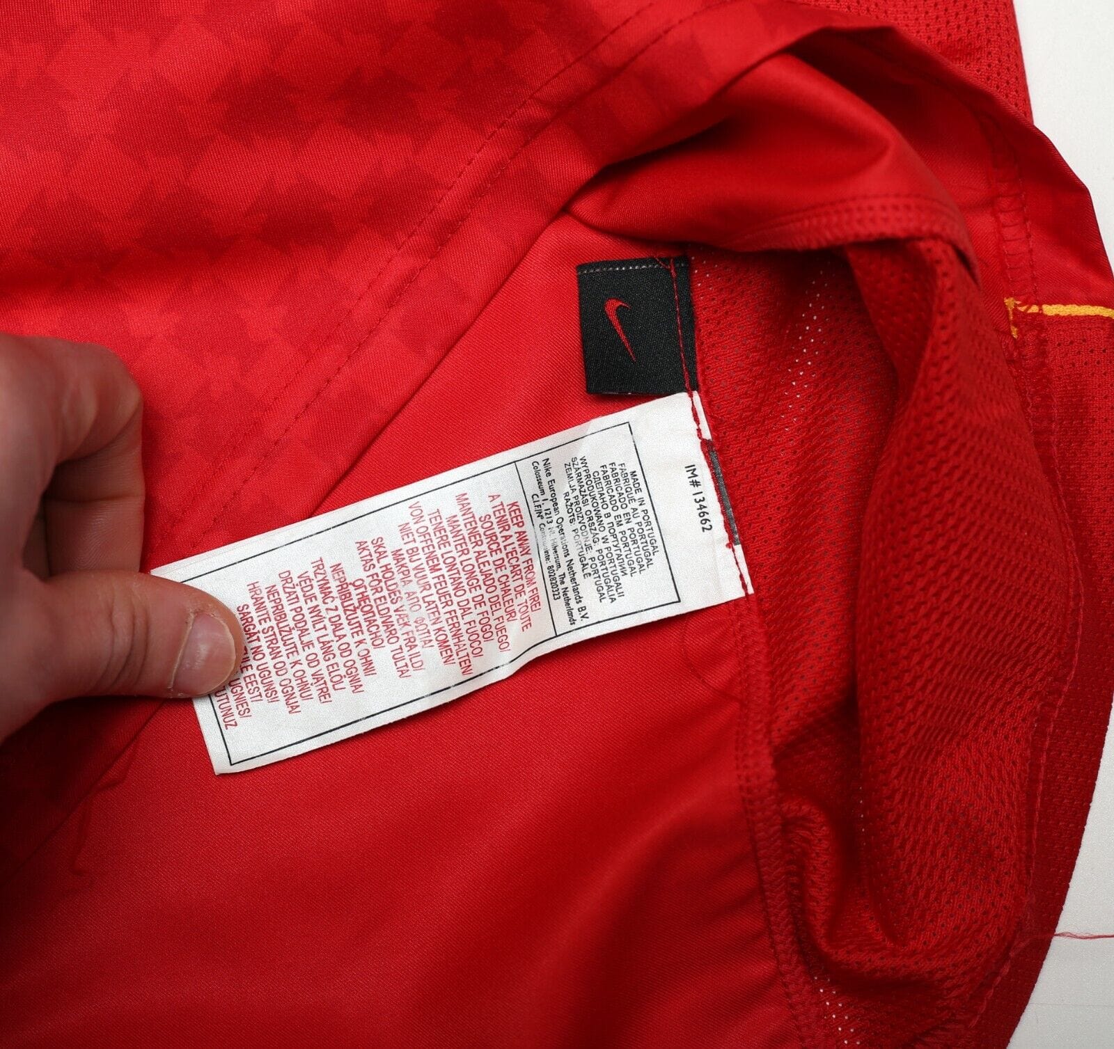 2004/06 FIGO #7 Portugal Vintage Nike Home Football Shirt (S) Euro 2004