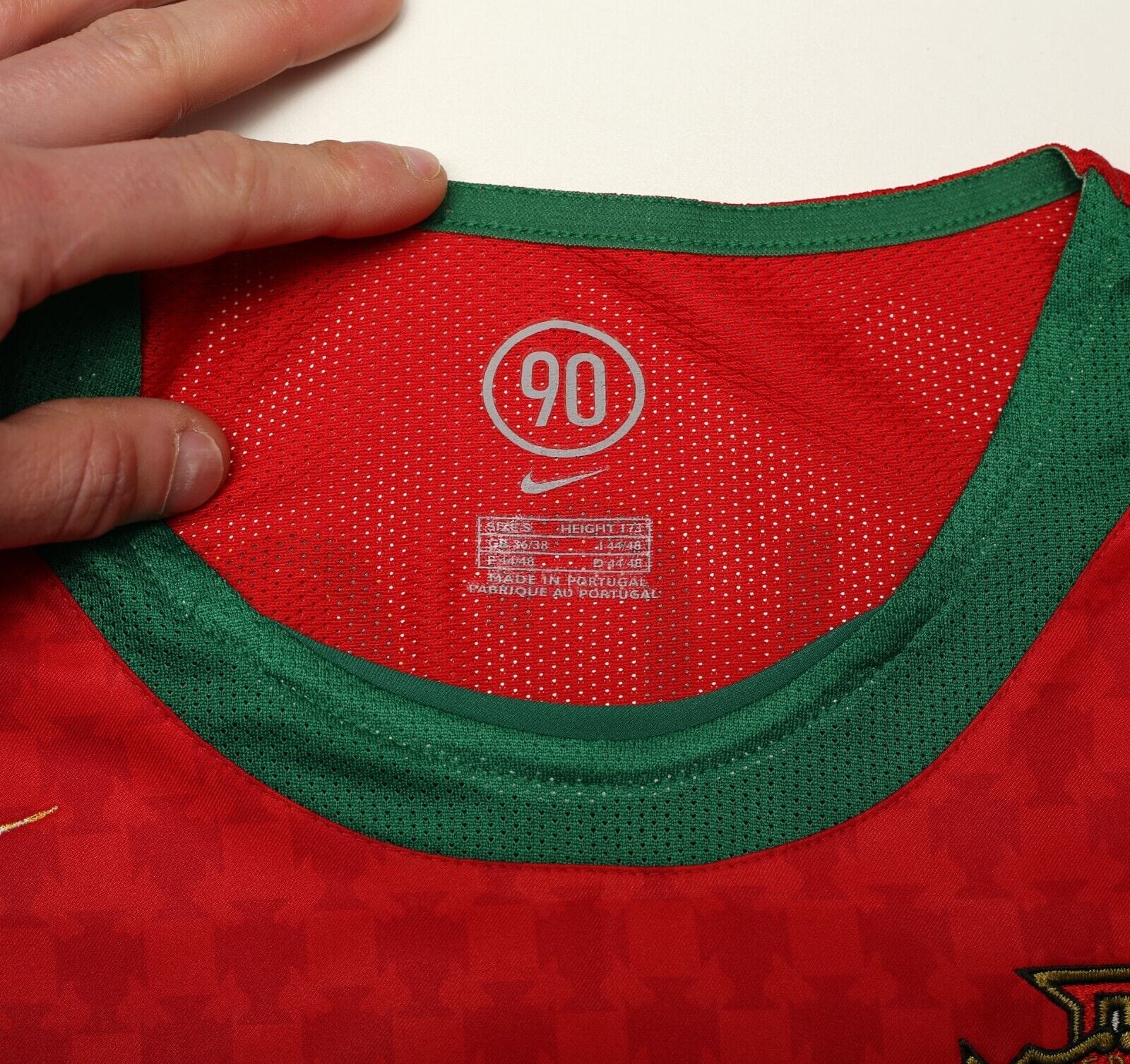 2004/06 FIGO #7 Portugal Vintage Nike Home Football Shirt (S) Euro 2004