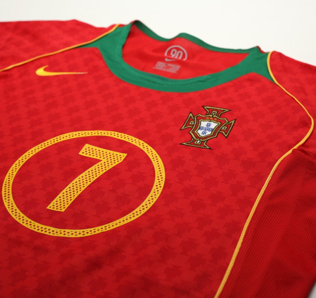 2004/06 FIGO #7 Portugal Vintage Nike Home Football Shirt (S) Euro 2004