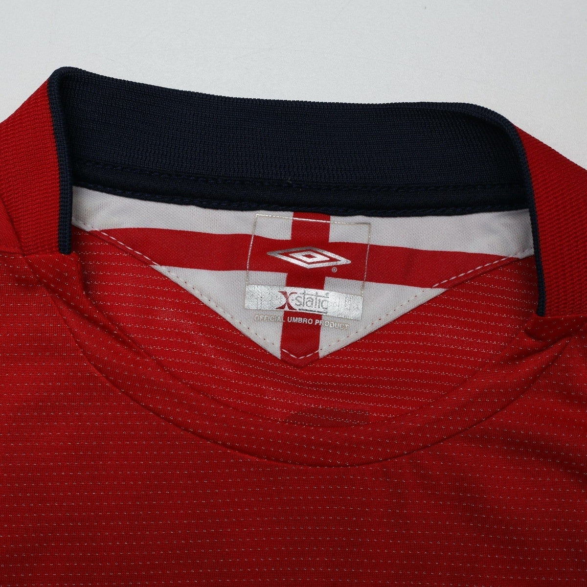 2004/06 Gerrard #4 England Vintage Umbro Away Football Shirt (L) EURO 2004