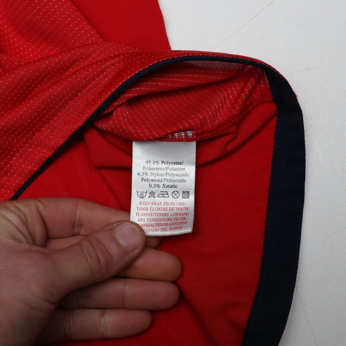 2004/06 Gerrard #4 England Vintage Umbro Away Football Shirt (L) EURO 2004