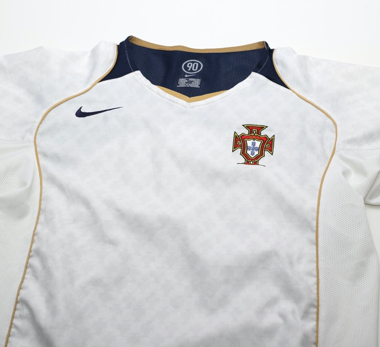 2004/06 PORTUGAL Vintage Nike Away Football Shirt (S) Euro 2004