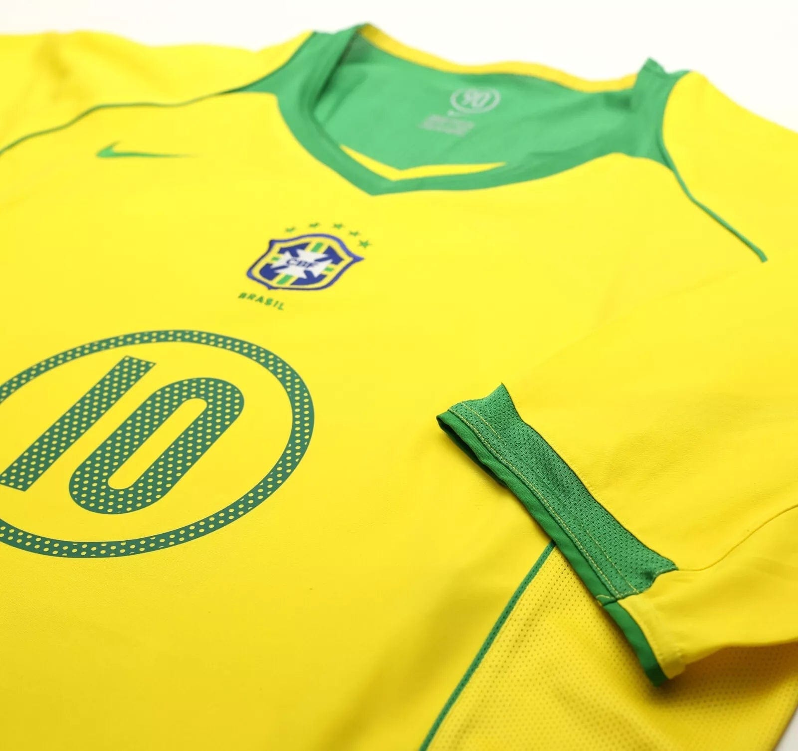 2004/06 RONALDINHO #10 Brazil Vintage Nike Home Football Shirt (XXL)