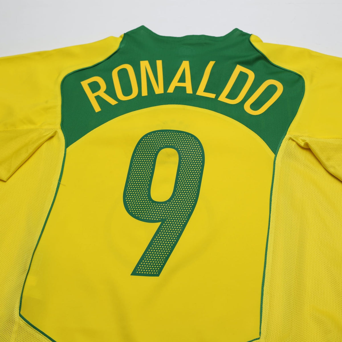 2004/06 Ronaldo #9 Brazil Vintage Nike Home Football Shirt (L) Total 90