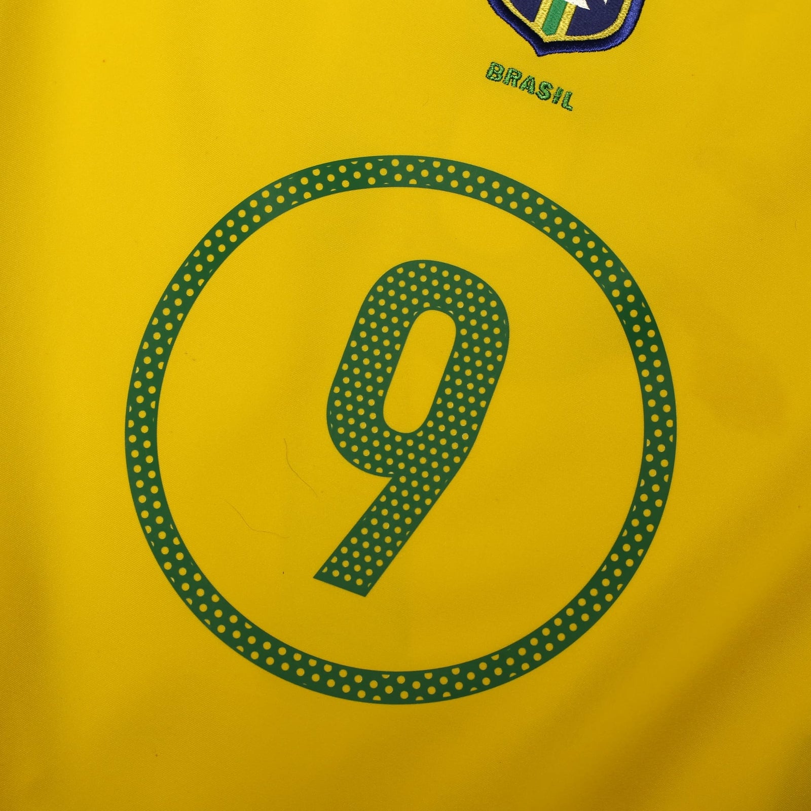 2004/06 Ronaldo #9 Brazil Vintage Nike Home Football Shirt (L) Total 90