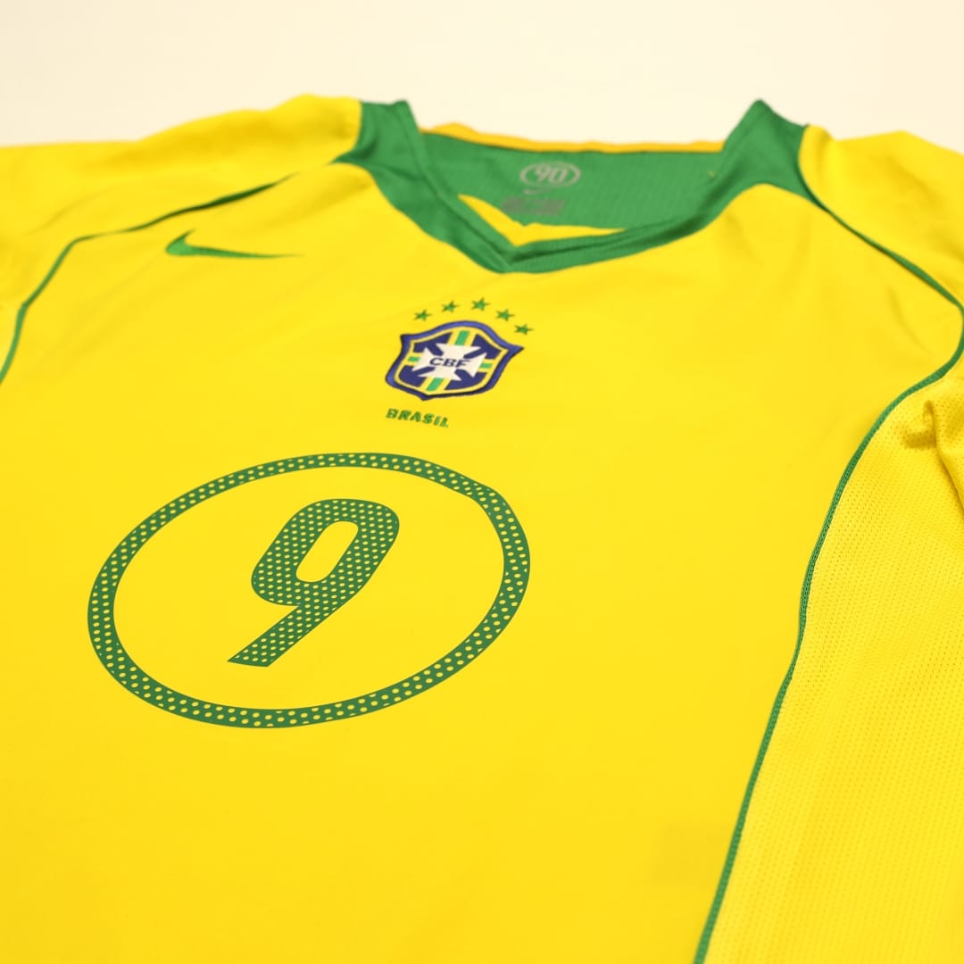 2004/06 Ronaldo #9 Brazil Vintage Nike Home Football Shirt (L) Total 90
