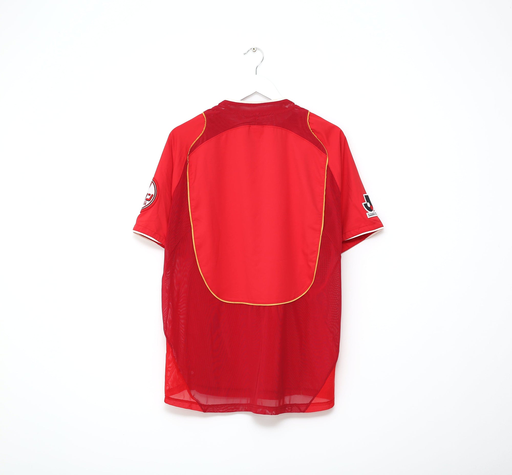 2004 Urawa Red Diamonds Home Shirt (XL)