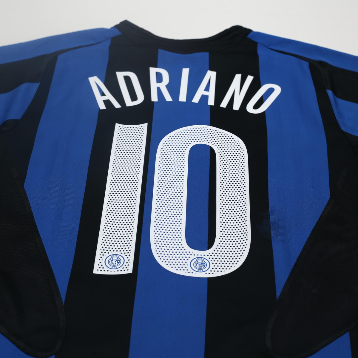 2005/06 Adriano #10 Inter Milan Vintage Nike Home Football Shirt (S)
