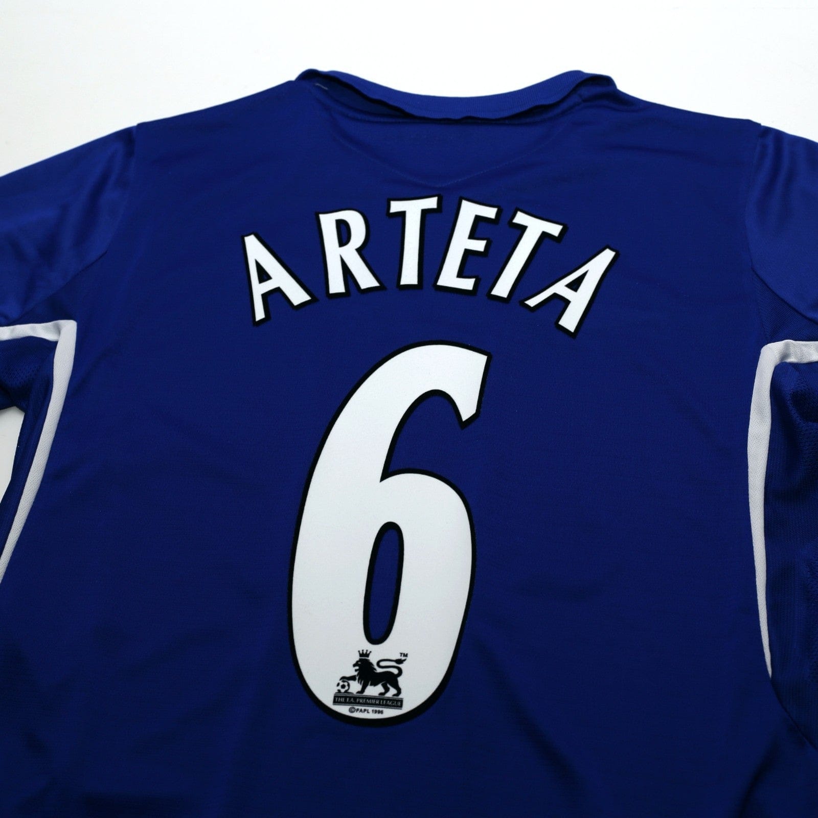 2005/06 Arteta #6 Everton Vintage Umbro Home Football Shirt (M)