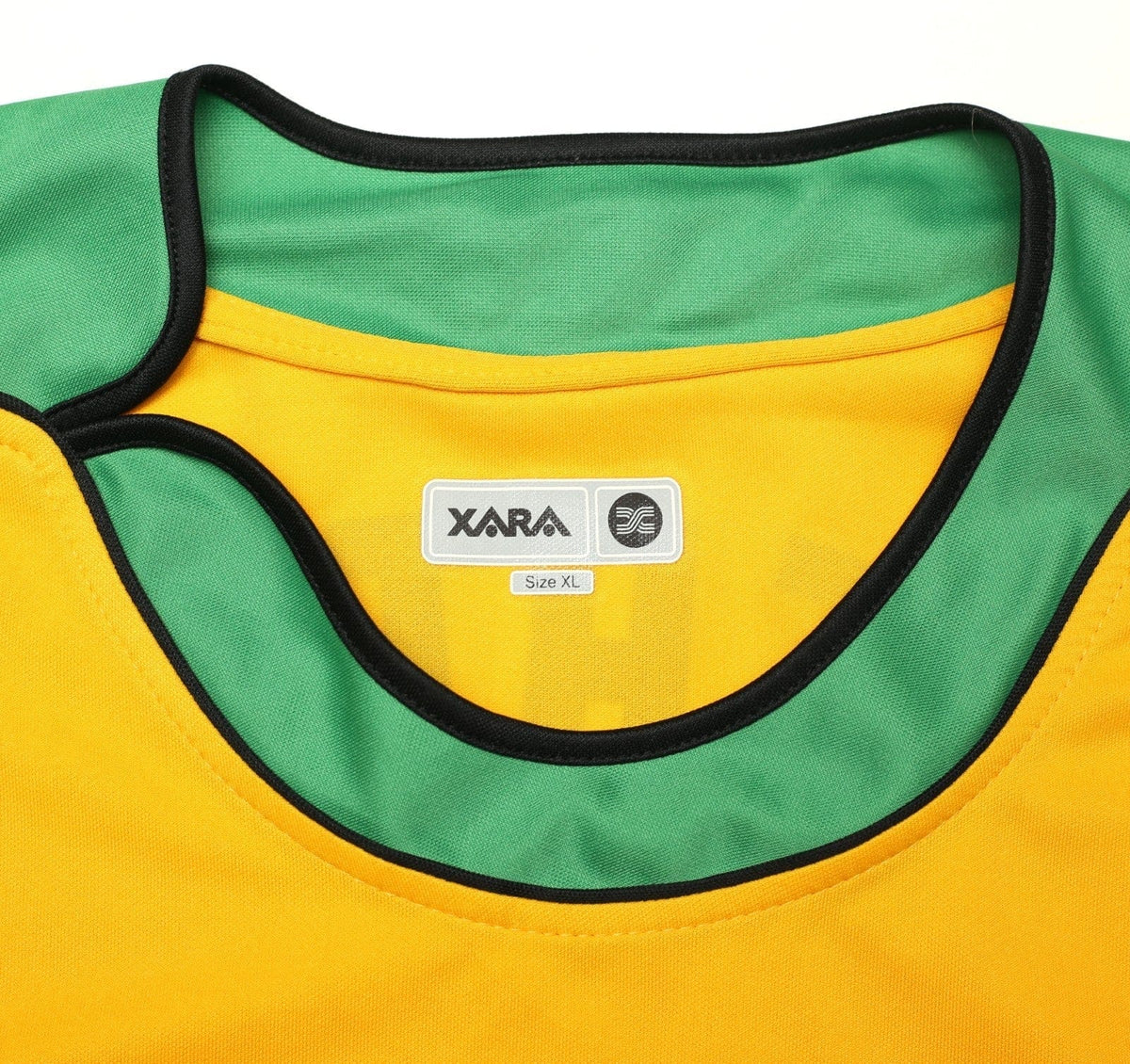 2005/06 ASHTON #10 Norwich City Vintage XARA Home Football Shirt (XL)