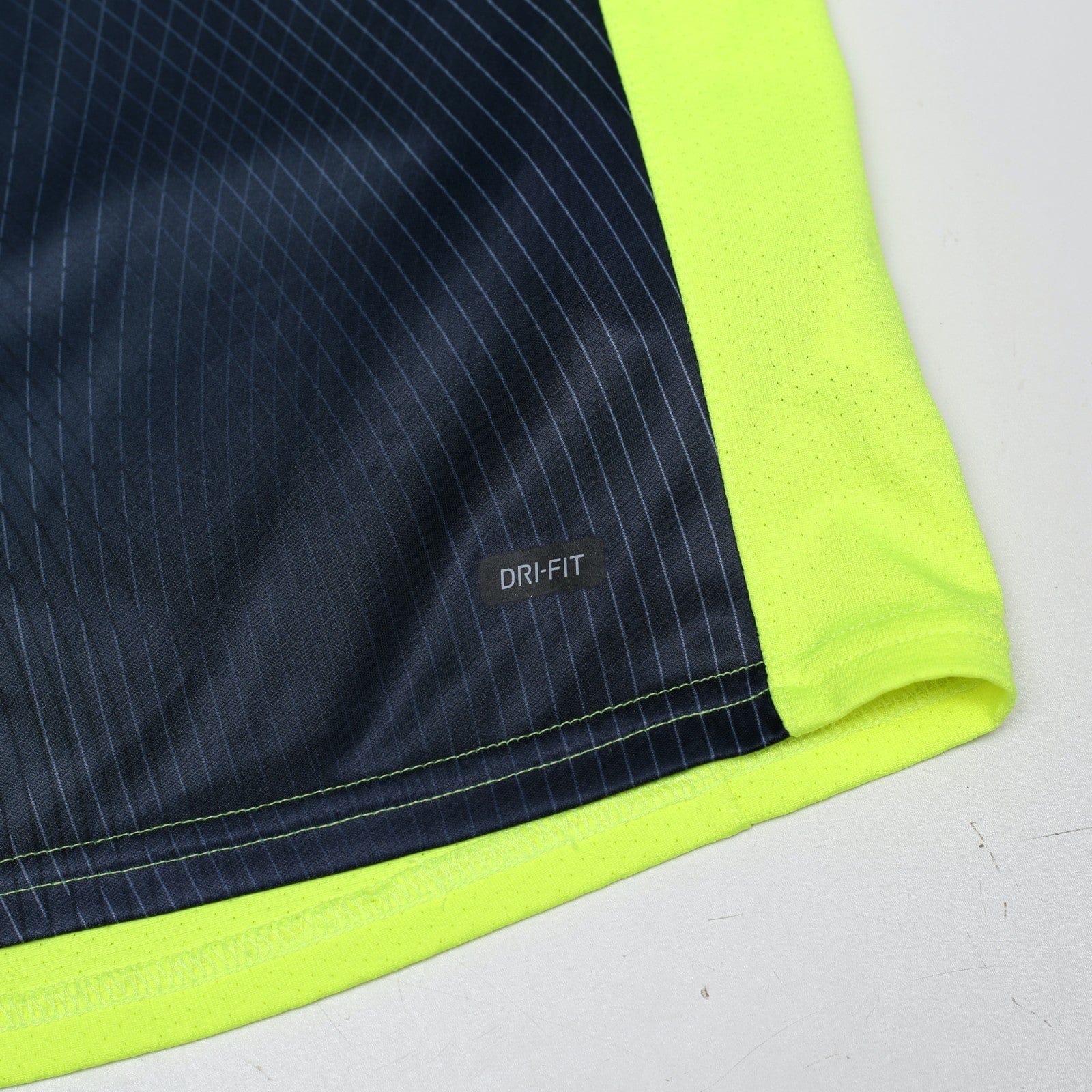 2005/06 Barcelona Vintage Nike Football Training Shirt (XXL)