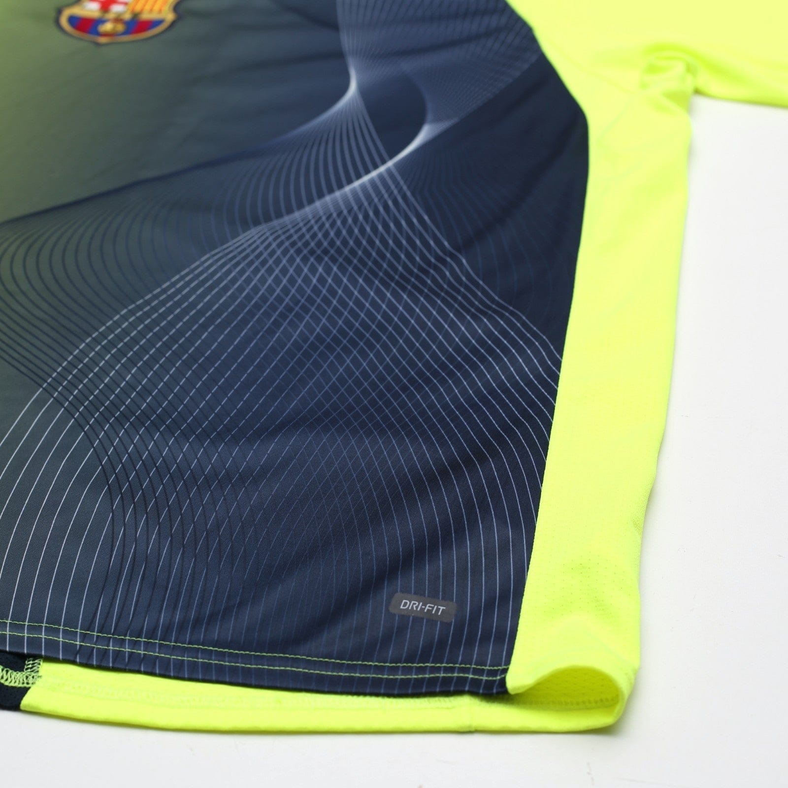 2005/06 Barcelona Vintage Nike Football Training Shirt (XXL)