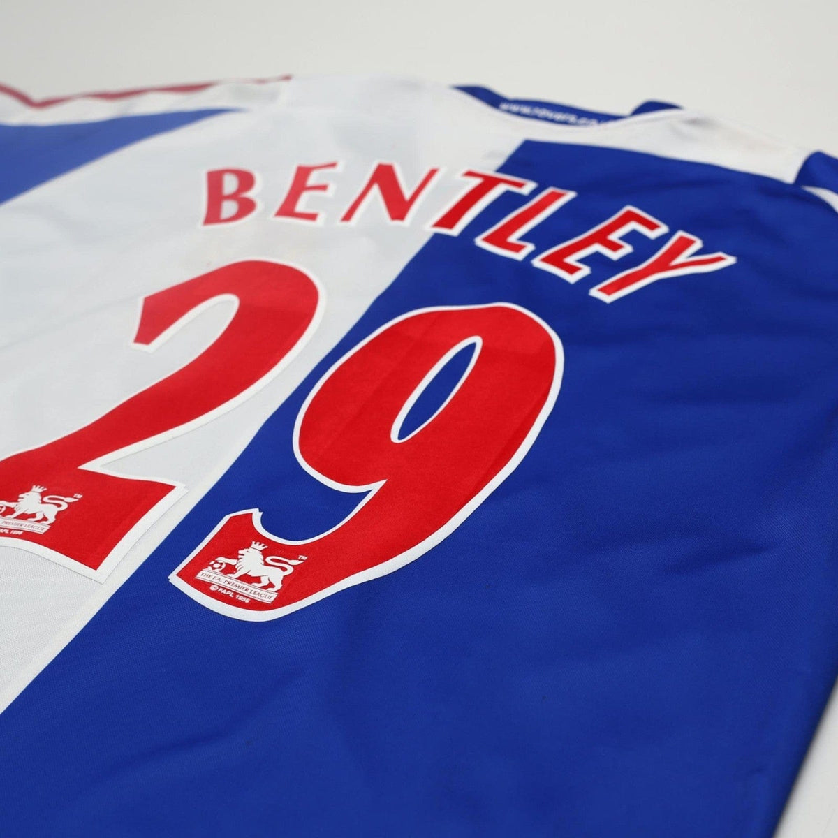 2005/06 Bentley #29 Blackburn Rovers Vintage Lonsdale Home Football Shirt (XL)