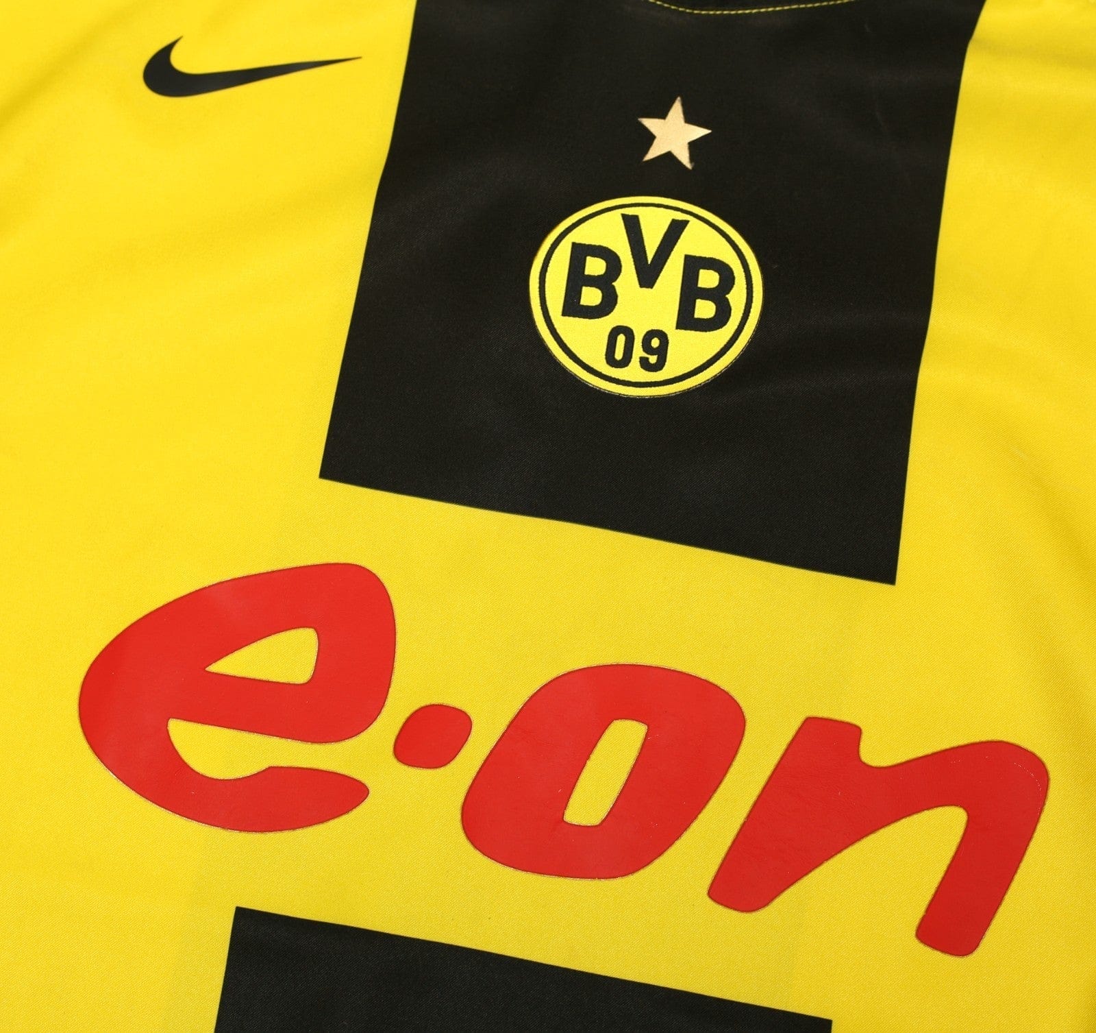 2005/06 BORUSSIA DORTMUND Vintage Nike Home Football Shirt (XXL