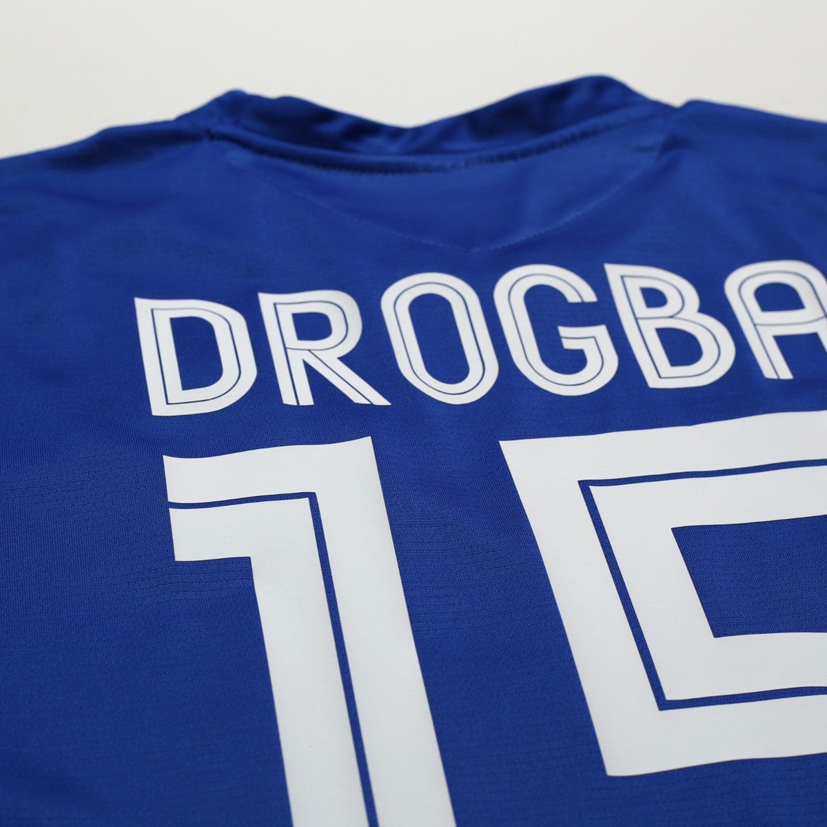 2005/06 Drogba #15 Chelsea Vintage Umbro Centenary UCL Home Football Shirt (M)