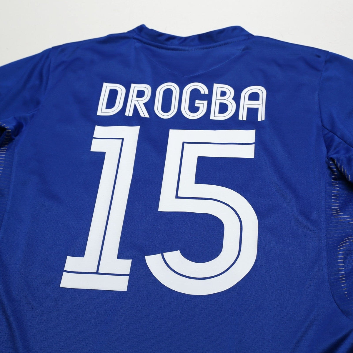 2005/06 Drogba #15 Chelsea Vintage Umbro Centenary UCL Home Football Shirt (M)