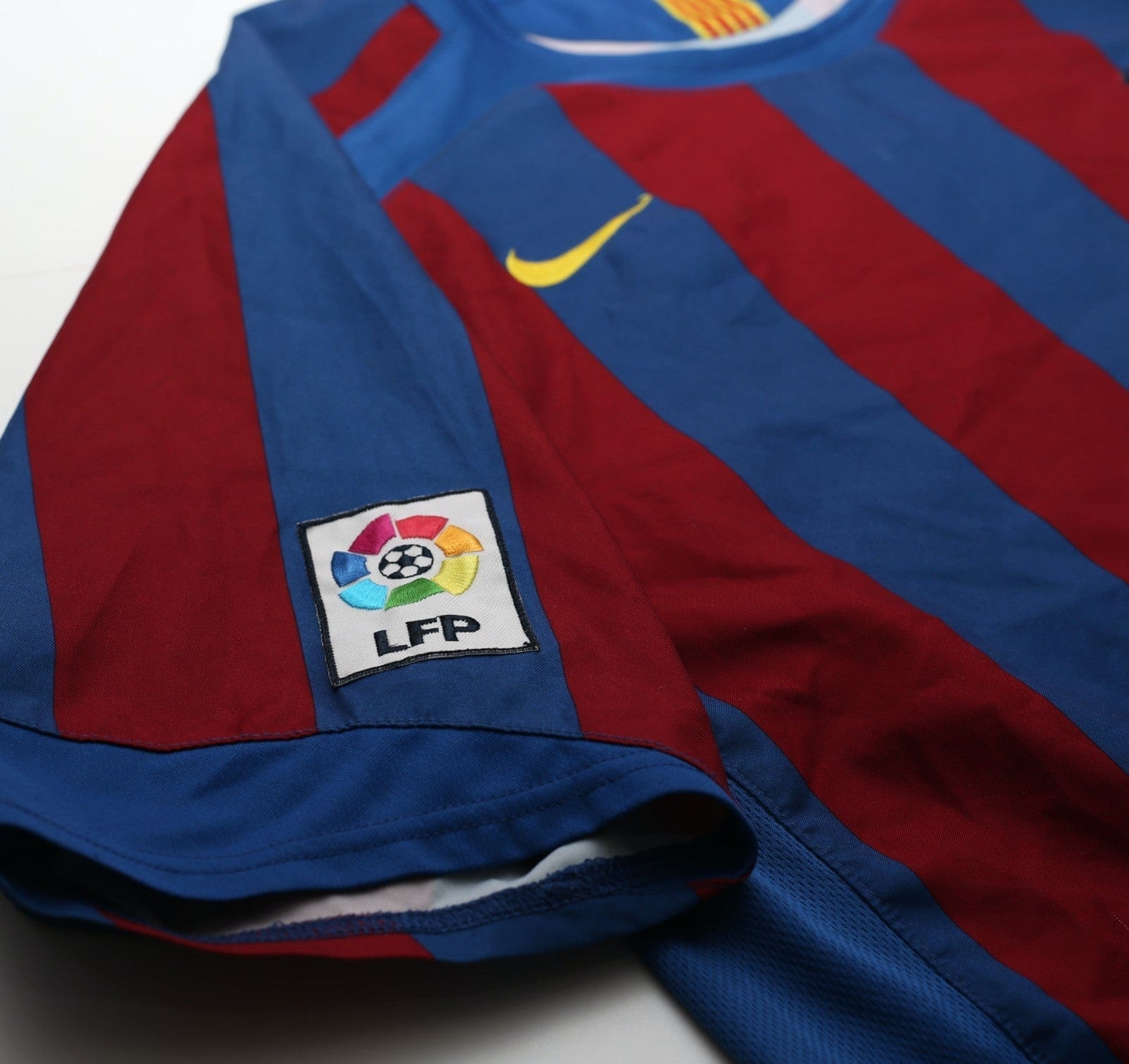 2005/06 ETO'O #9 Barcelona Vintage Nike Home Football Shirt (M) SIGNED