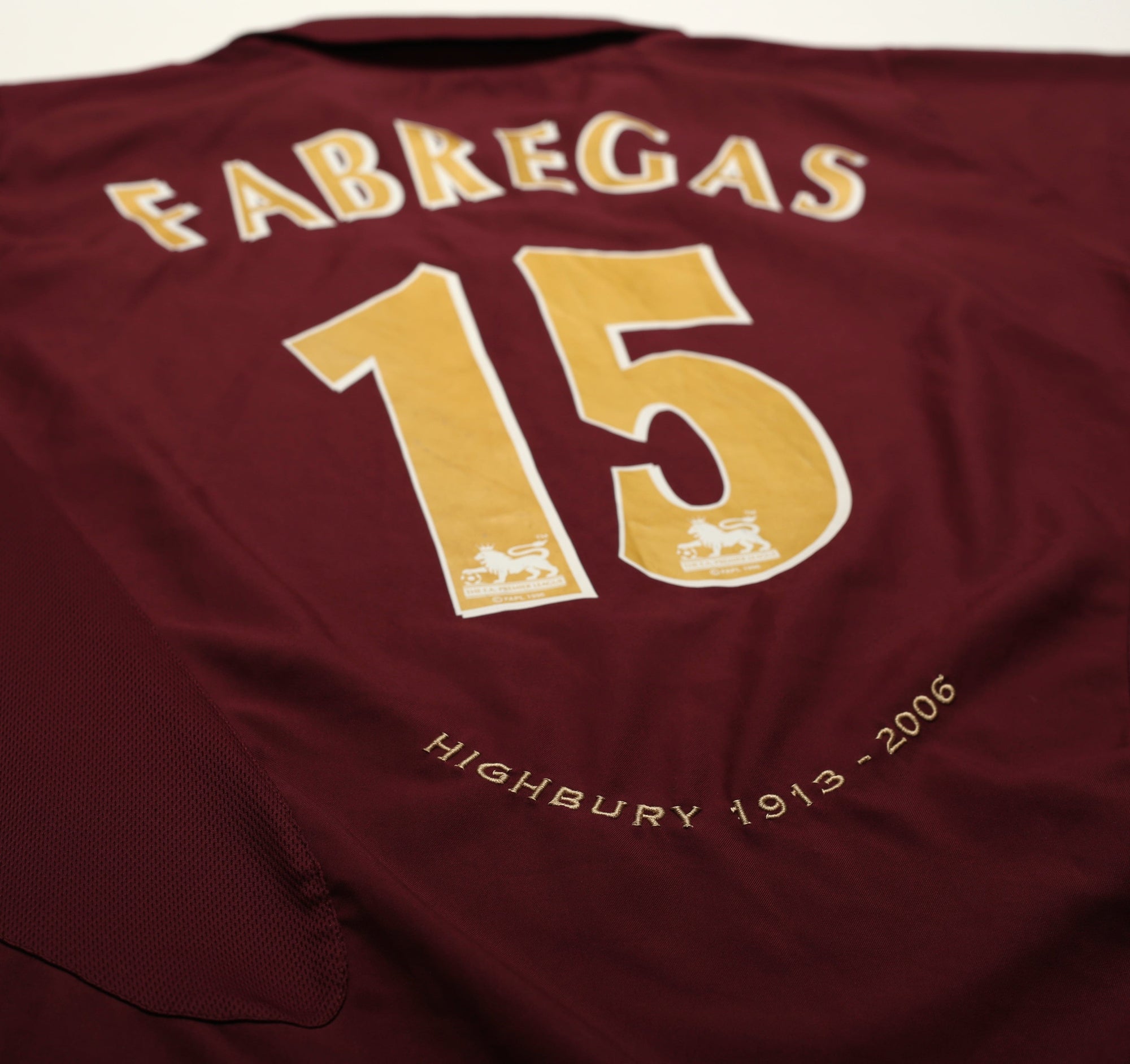 2005/06 FABREGAS #15 Arsenal Vintage Nike Home Football Shirt (L)