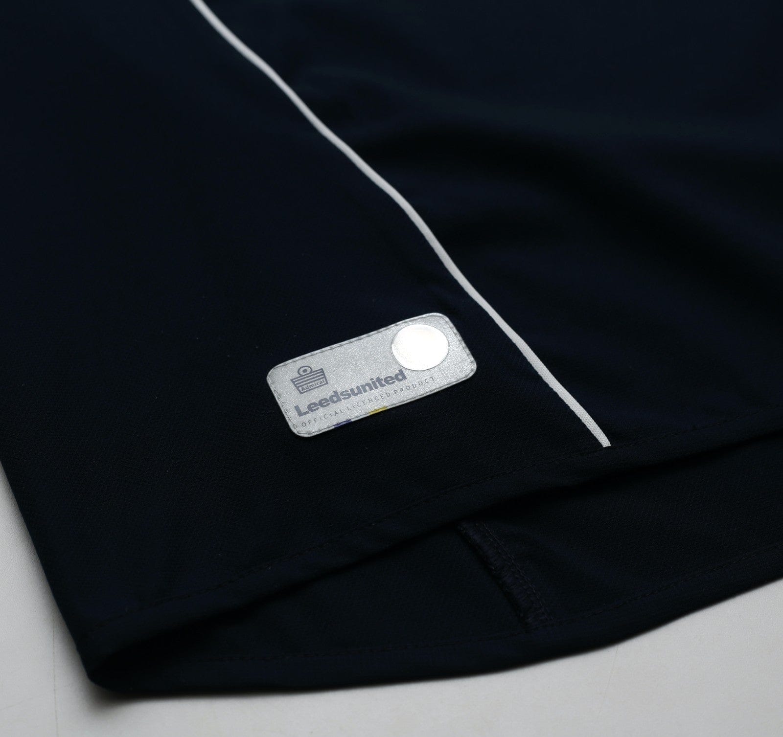 2005/06 HEALY #9 Leeds United Vintage Admiral Away Football Shirt (M)