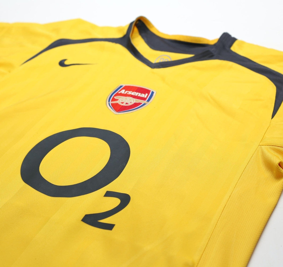 2005/06 HENRY #14 Arsenal Vintage Nike Away Football Shirt (M)