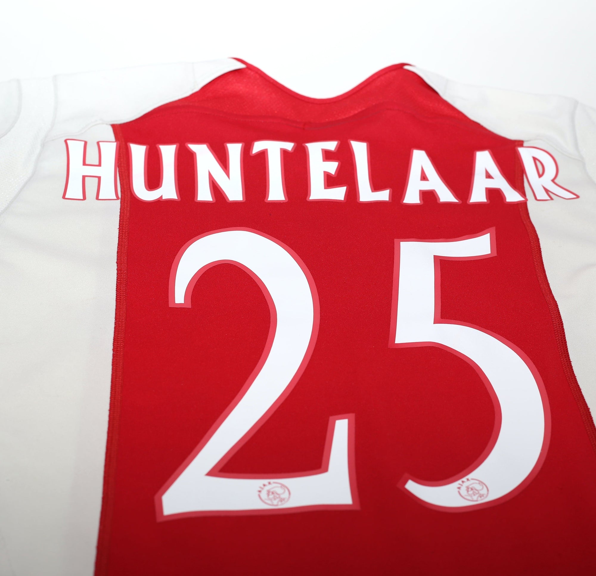 2005/06 HUNTELAAR #25 Ajax Vintage adidas Home Football Shirt (M)