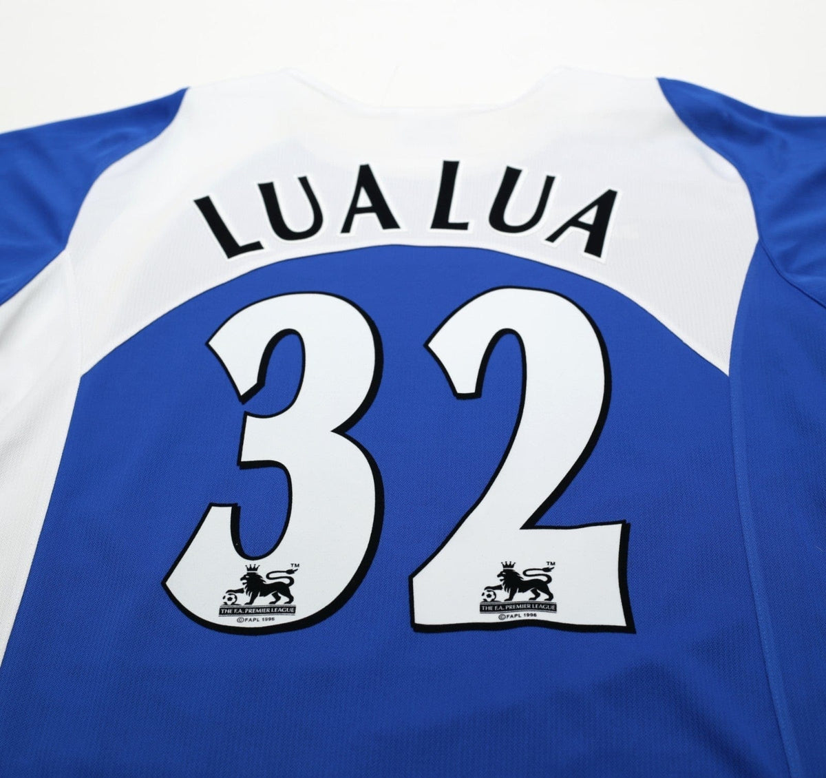 2005/06 LUA LUA #32 Portsmouth Vintage Jako Home Football Shirt (S)