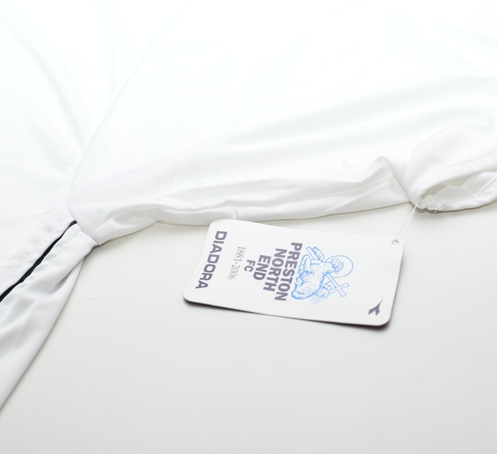 2005/06 PRESTON NORTH END Vintage Diadora Football Shirt (L) BNWT