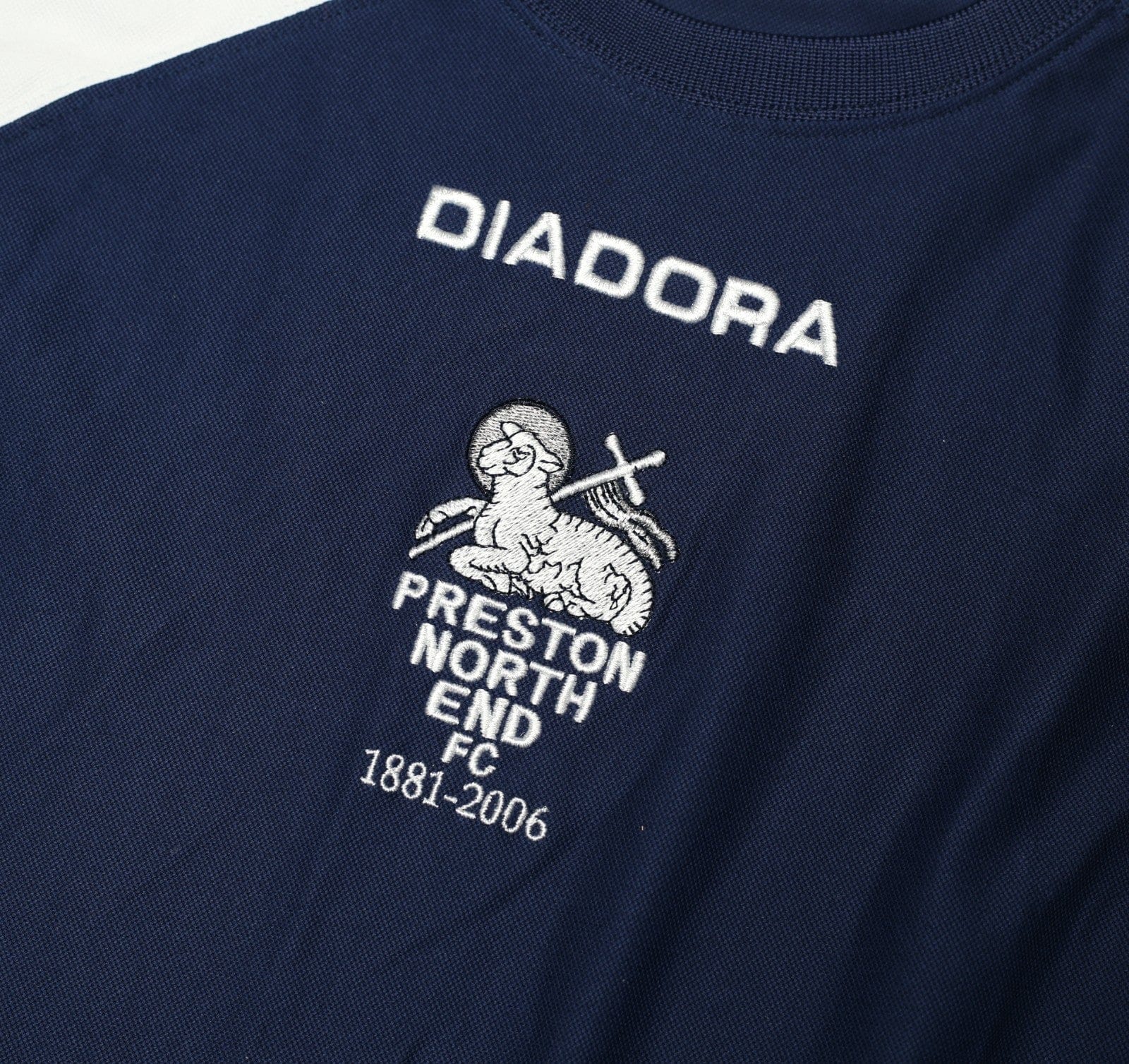 2005/06 PRESTON NORTH END Vintage Diadora Football Training Sweatshirt (M)
