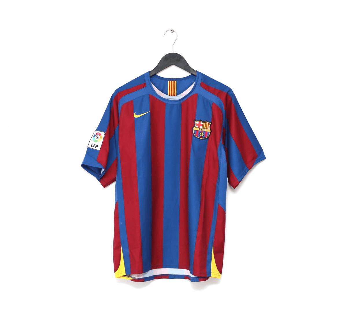 2005/06 RONALDINHO #10 Barcelona Vintage Nike Home Football Shirt (M)