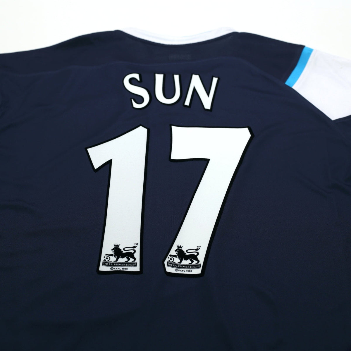 2005/06 Sun Ji Hai #17 Manchester City Vintage Reebok Away LS Football Shirt (M)
