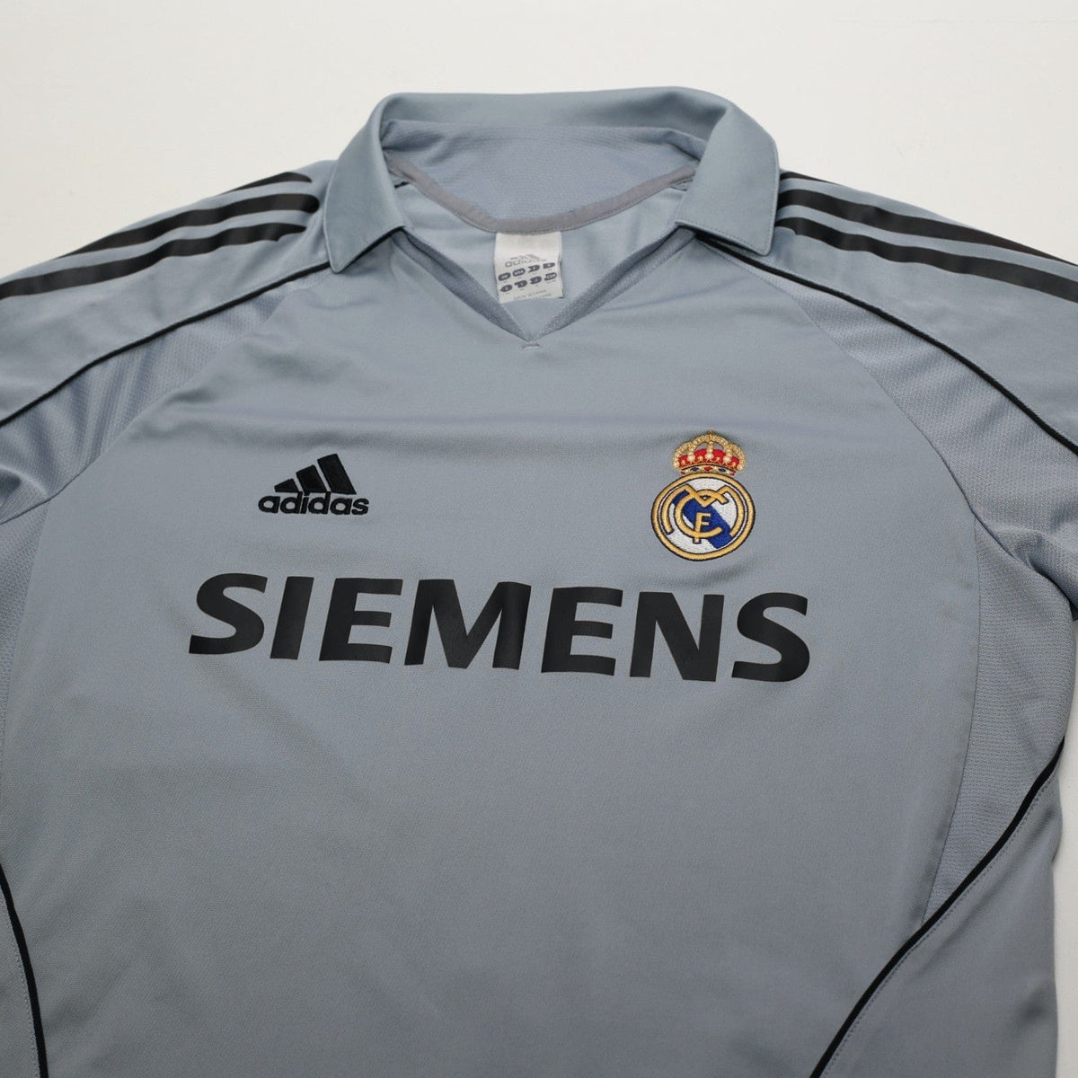 2005/06 Zidane #5 Real Madrid Vintag adidas Third Football Shirt (M)