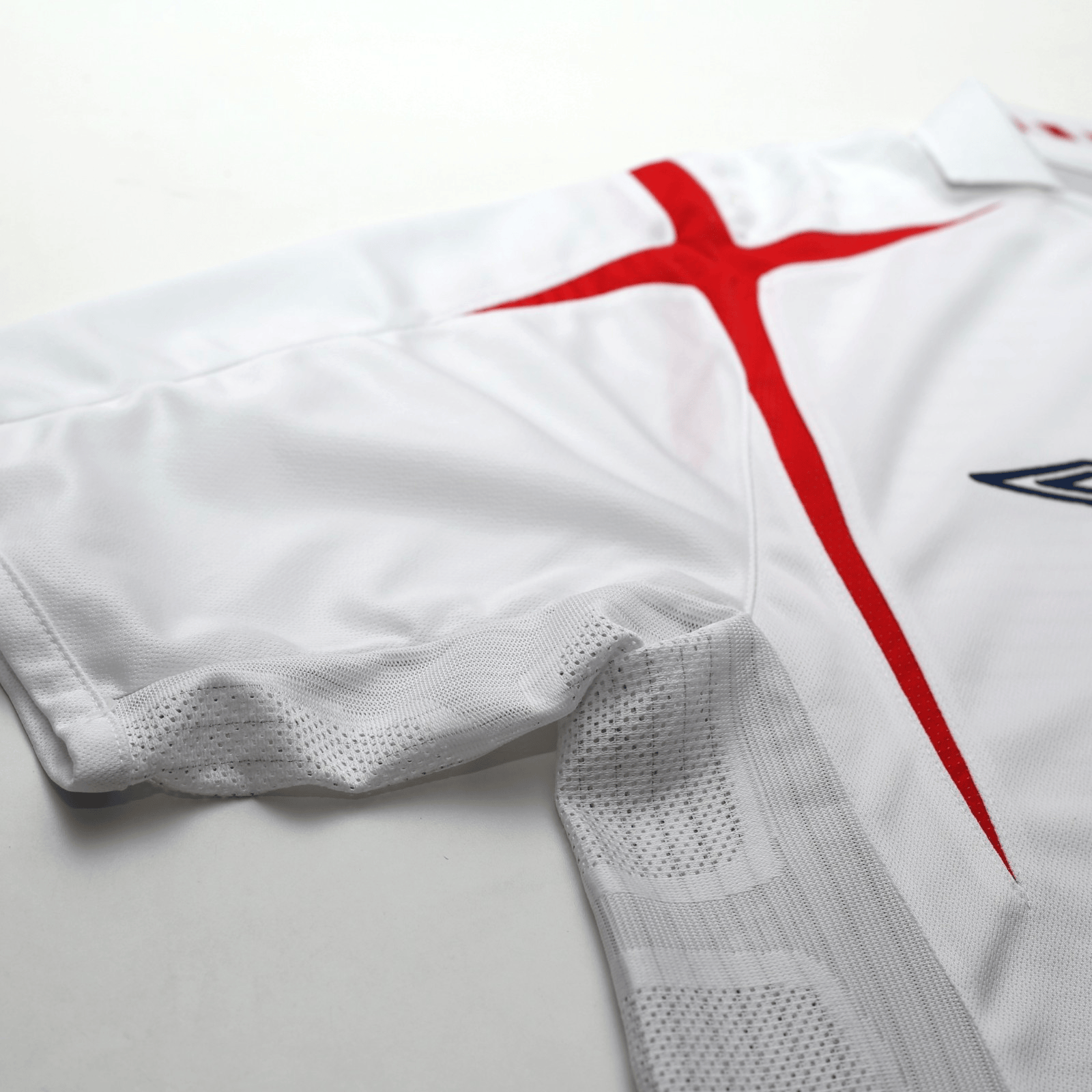 2005/07 Beckham #7 England Vintage Umbro Home Football Shirt (L) WC 2006