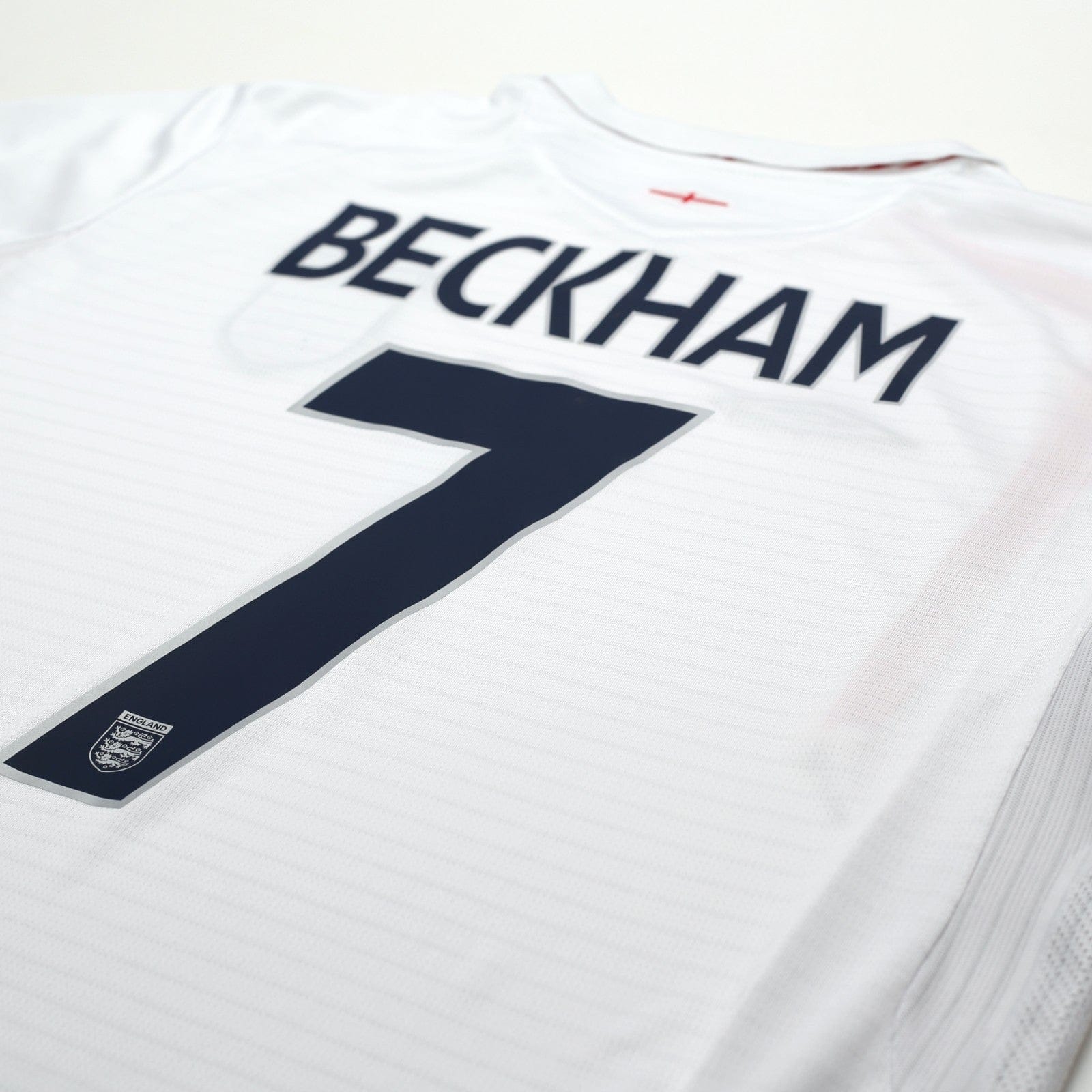 2005/07 Beckham #7 England Vintage Umbro Home Football Shirt (L) WC 2006