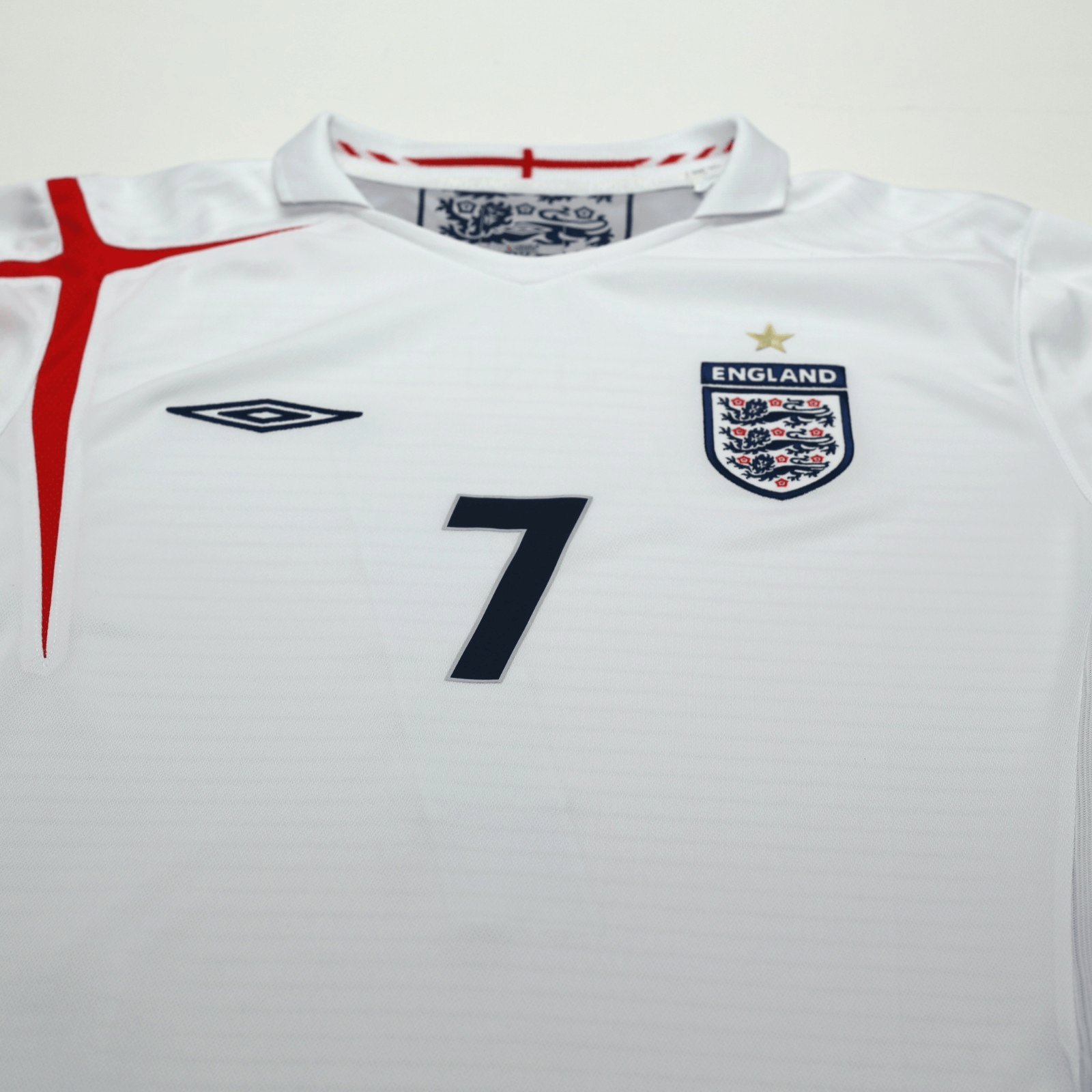2005/07 Beckham #7 England Vintage Umbro Home Football Shirt (L) WC 2006