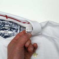 2005/07 Beckham #7 England Vintage Umbro Home Football Shirt (L) WC 2006