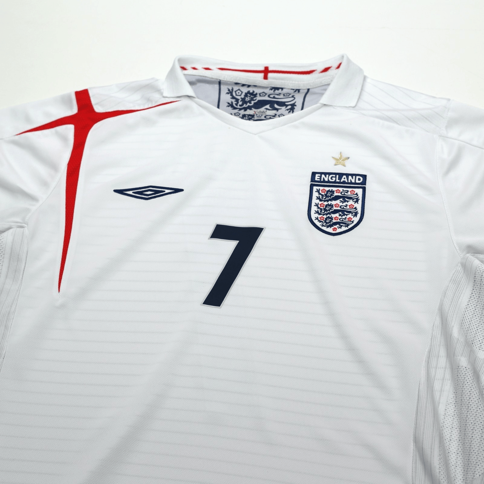 2005/07 Beckham #7 England Vintage Umbro Home Football Shirt (L) WC 2006