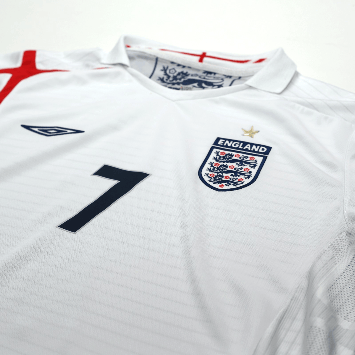 2005/07 Beckham #7 England Vintage Umbro Home Football Shirt (L) WC 2006