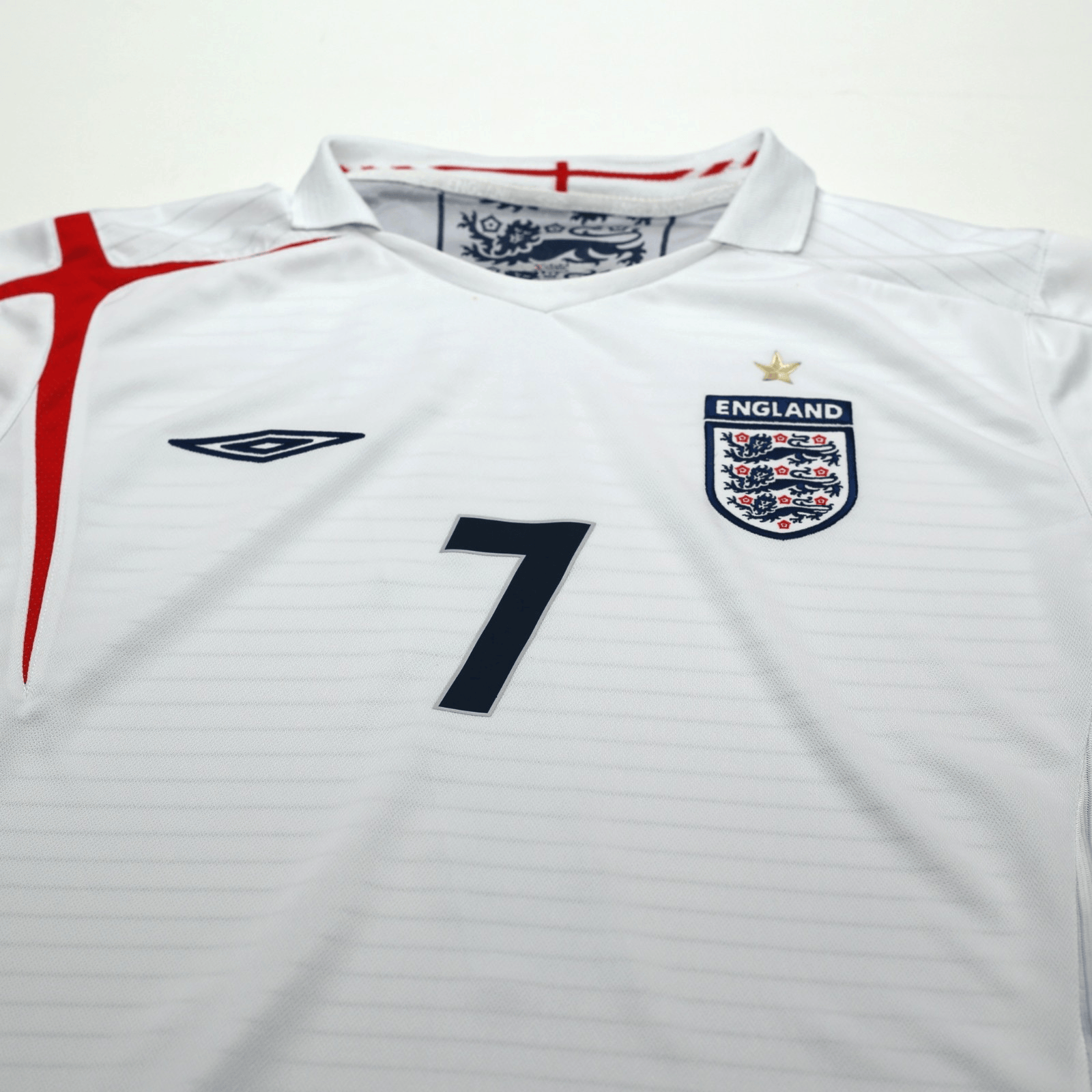 2005/07 Beckham #7 England Vintage Umbro Home Football Shirt (L) WC 2006