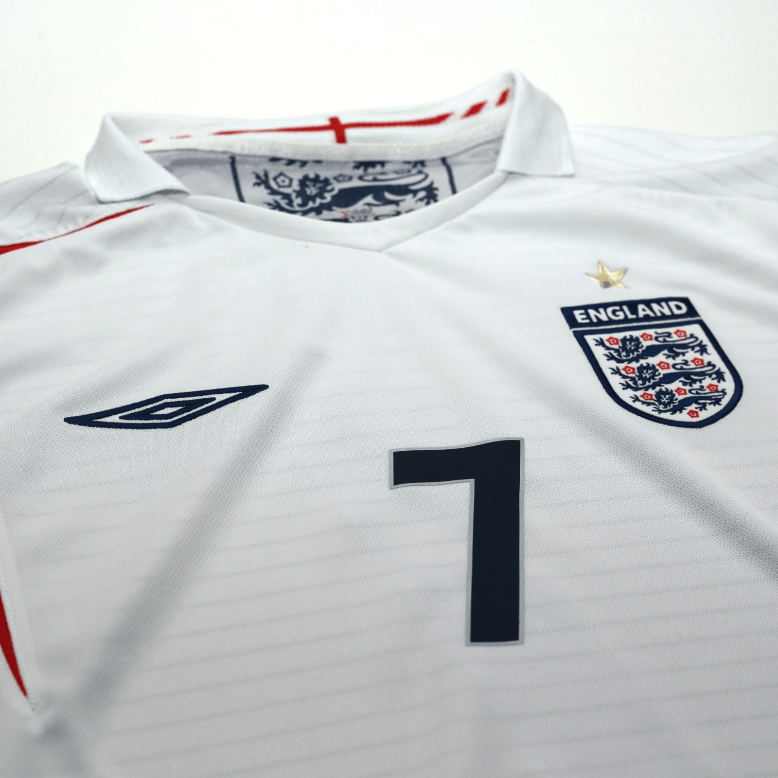 2005/07 Beckham #7 England Vintage Umbro Home Football Shirt (L) WC 2006