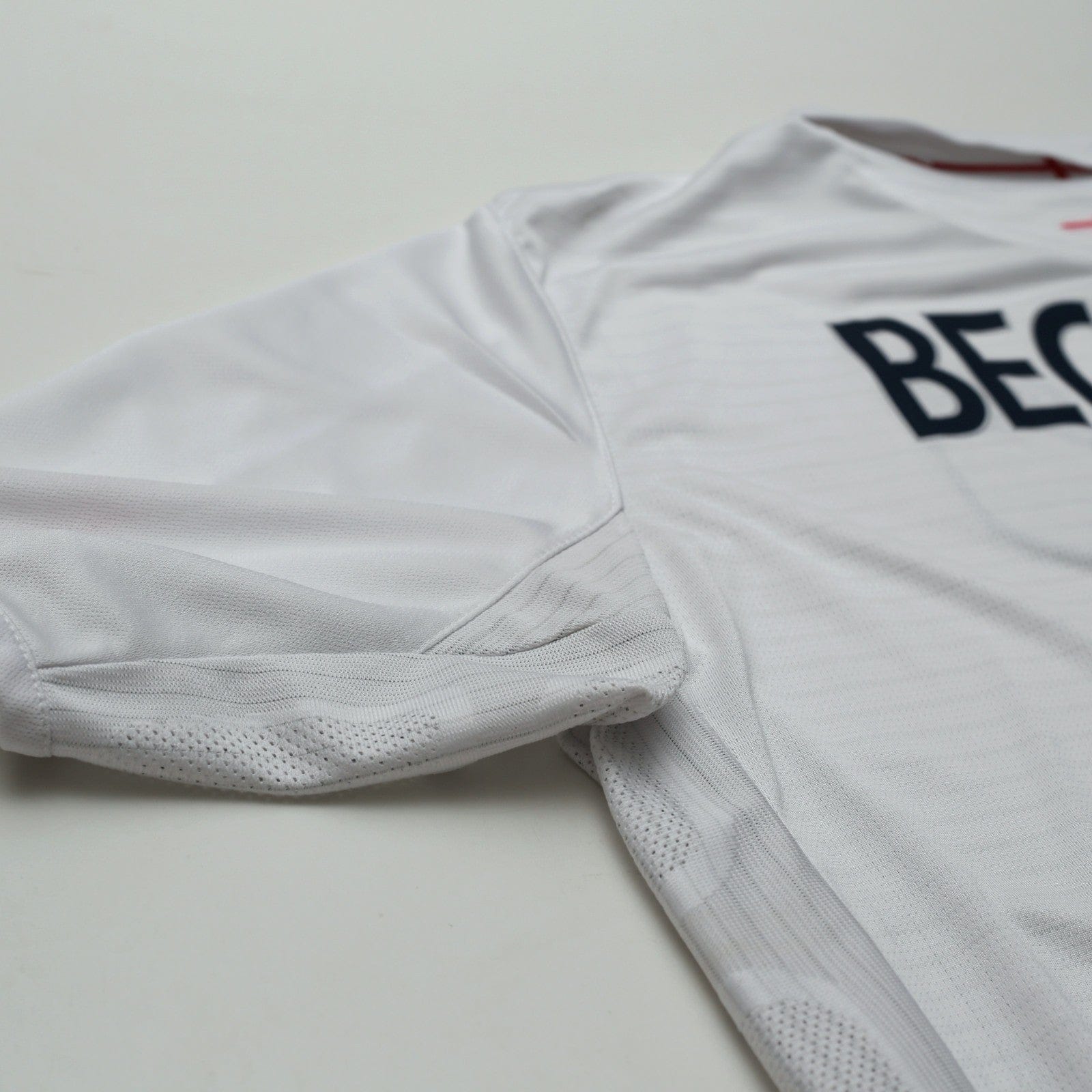 2005/07 Beckham #7 England Vintage Umbro Home Football Shirt (XL) WC 2006
