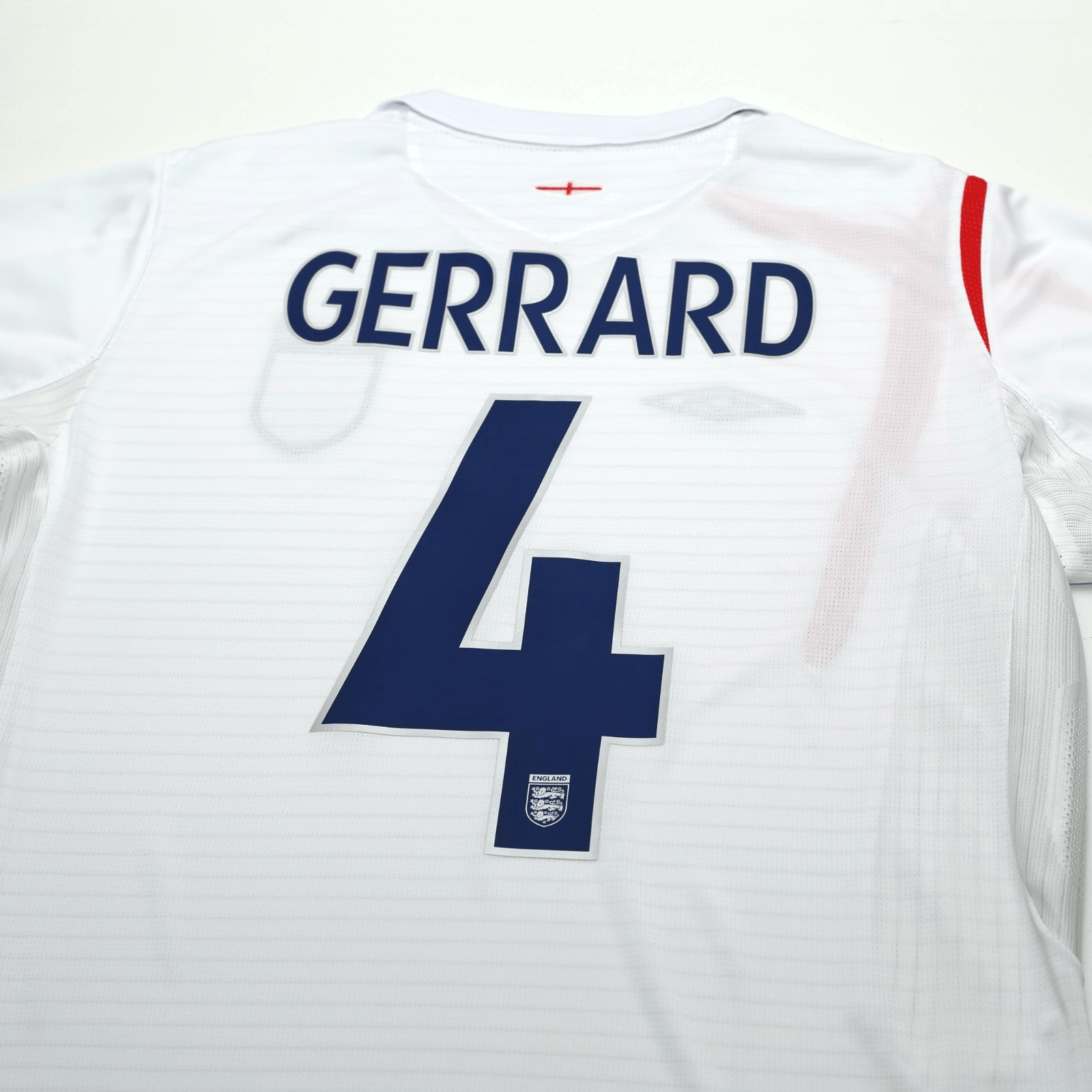 2005/07 Gerrard #4 England Vintage Umbro Home Football Shirt (L) WC 2006