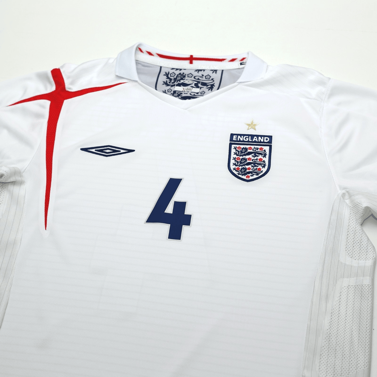 2005/07 Gerrard #4 England Vintage Umbro Home Football Shirt (L) WC 2006