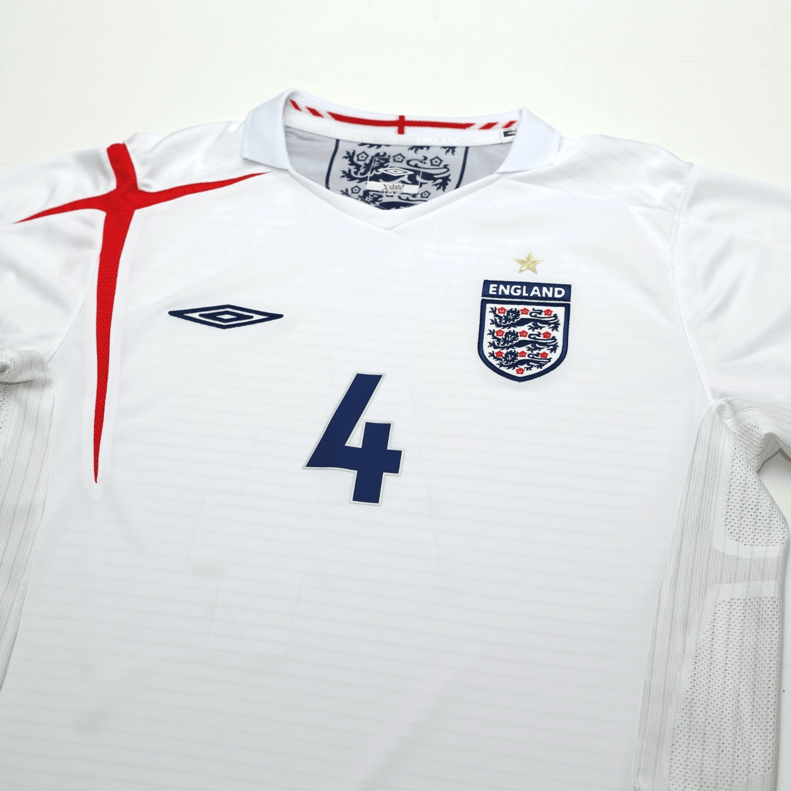 2005/07 Gerrard #4 England Vintage Umbro Home Football Shirt (L) WC 2006