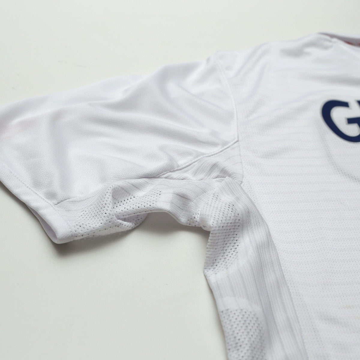 2005/07 Gerrard #4 England Vintage Umbro Home Football Shirt (M) WC 2006