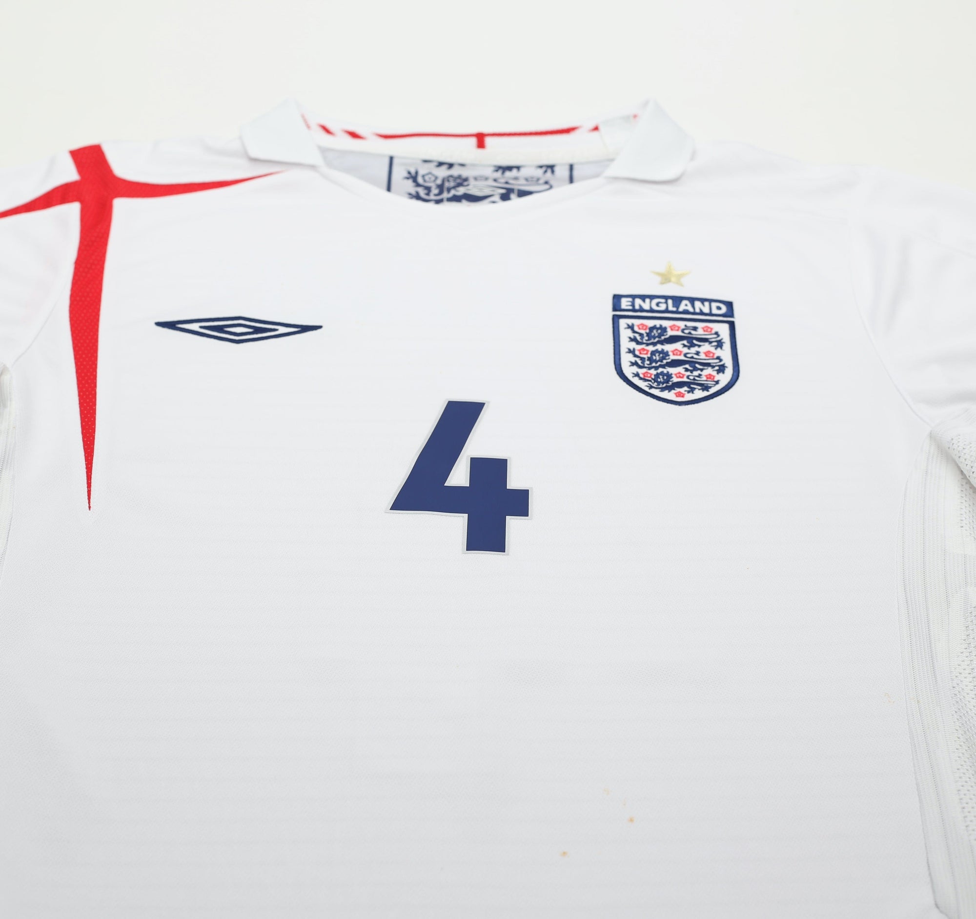 2005/07 GERRARD #4 England Vintage Umbro Home Football Shirt (M) WC 2006