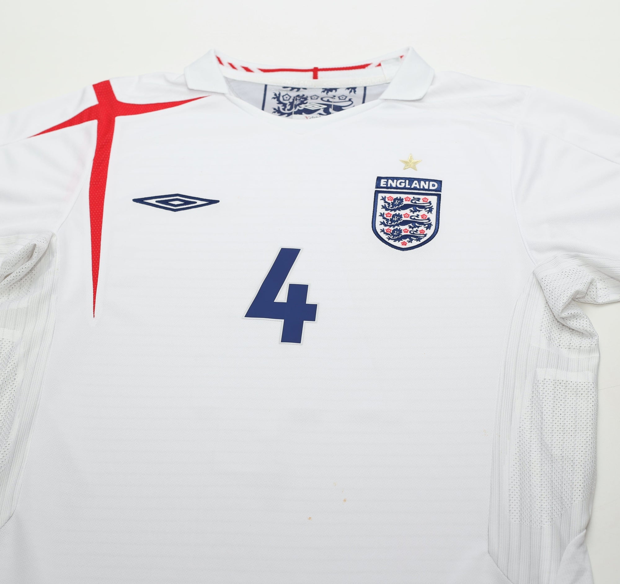 2005/07 GERRARD #4 England Vintage Umbro Home Football Shirt (M) WC 2006